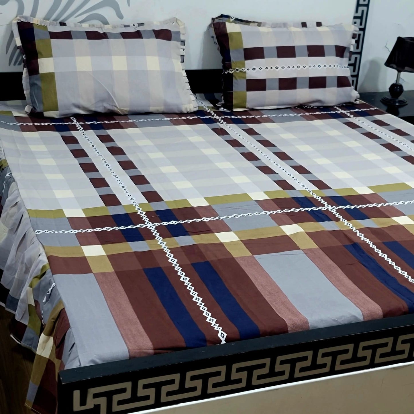 3-Piece Stitched 2-Sided Frill Bedsheet