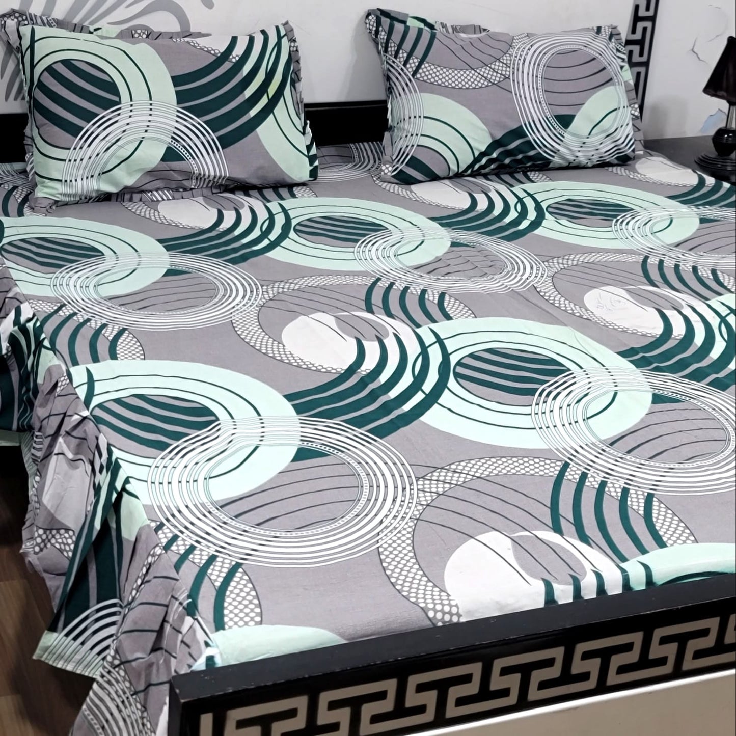 3-Piece Stitched 2-Sided Frill Bedsheet